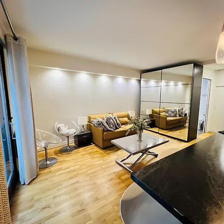 Charming Apartement Near Eiffel Tour Paris Exterior photo