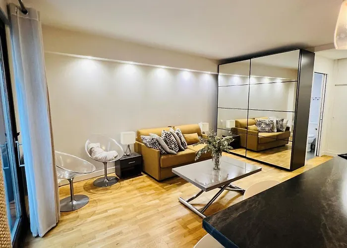 Charming Apartement Near Eiffel Tour