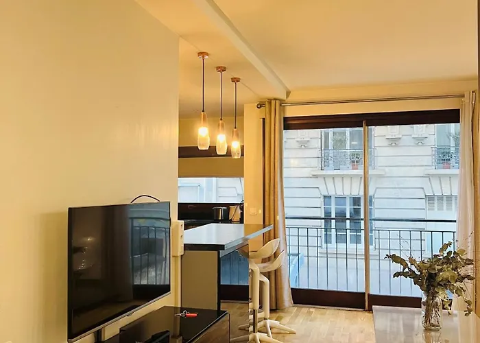 Charming Apartement Near Eiffel Tour